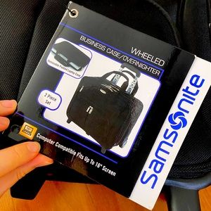 Samsonite wheeled business caseovernighter luggage
